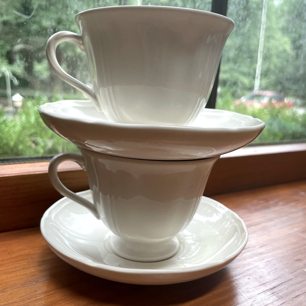 Set of Wedgewood England Cup and Saucers